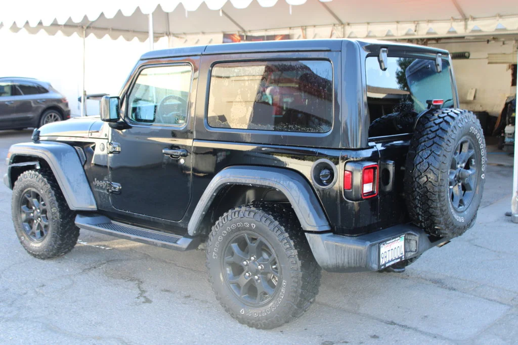 Used 2022 Black Jeep Sport S image 6