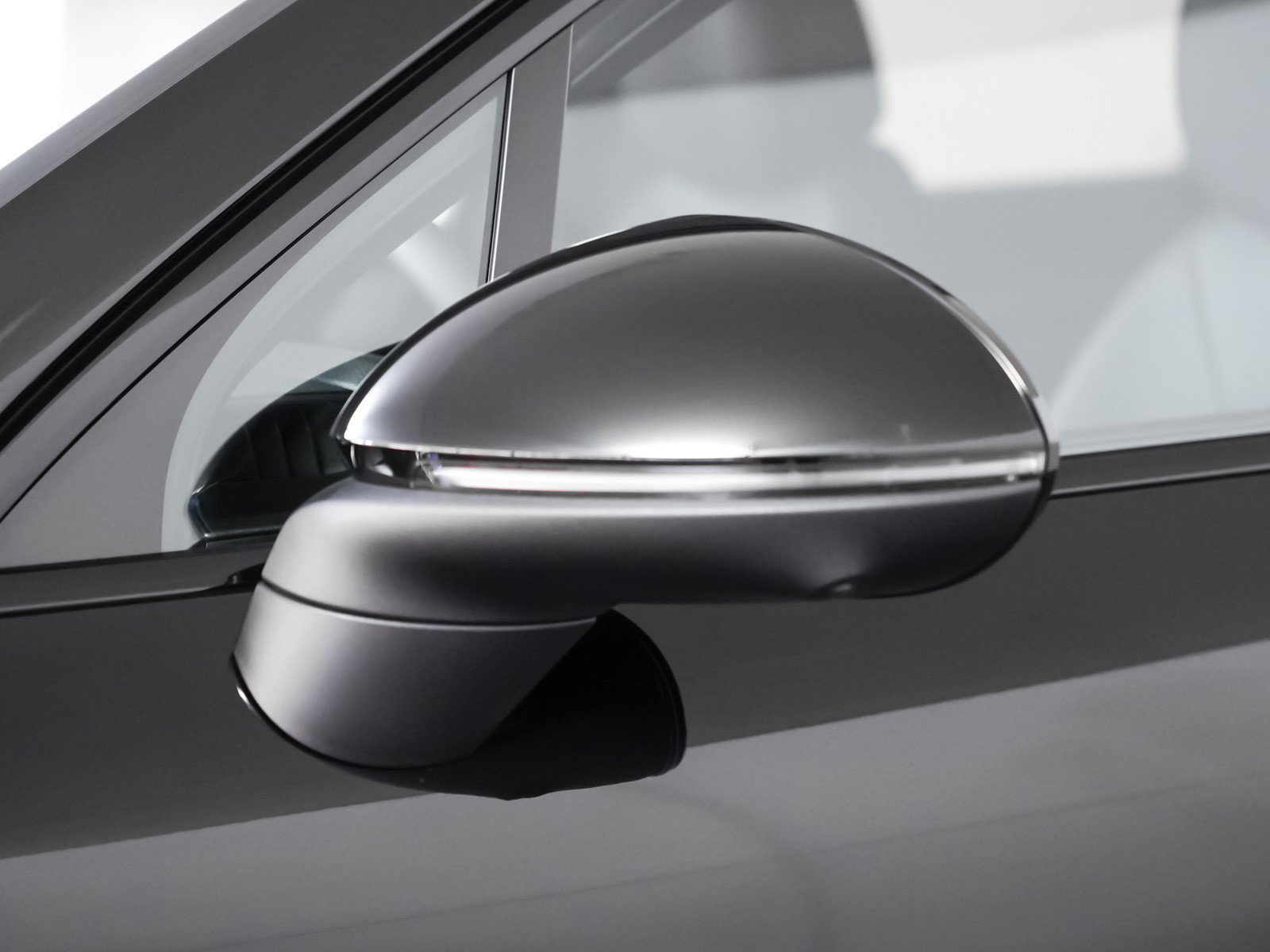 2026 Porsche Cayenne Coup E-Hybrid - Photo 28