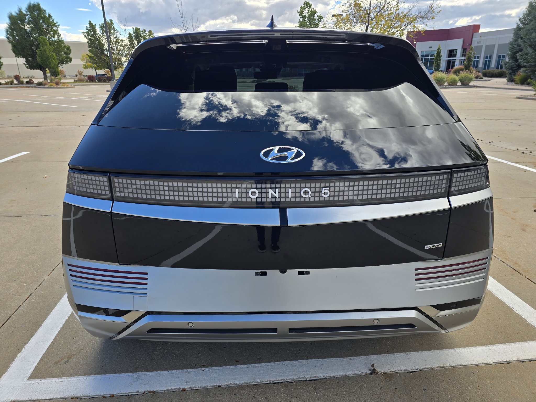 Certified Used 2024 Abyss Black Hyundai Limited image 5