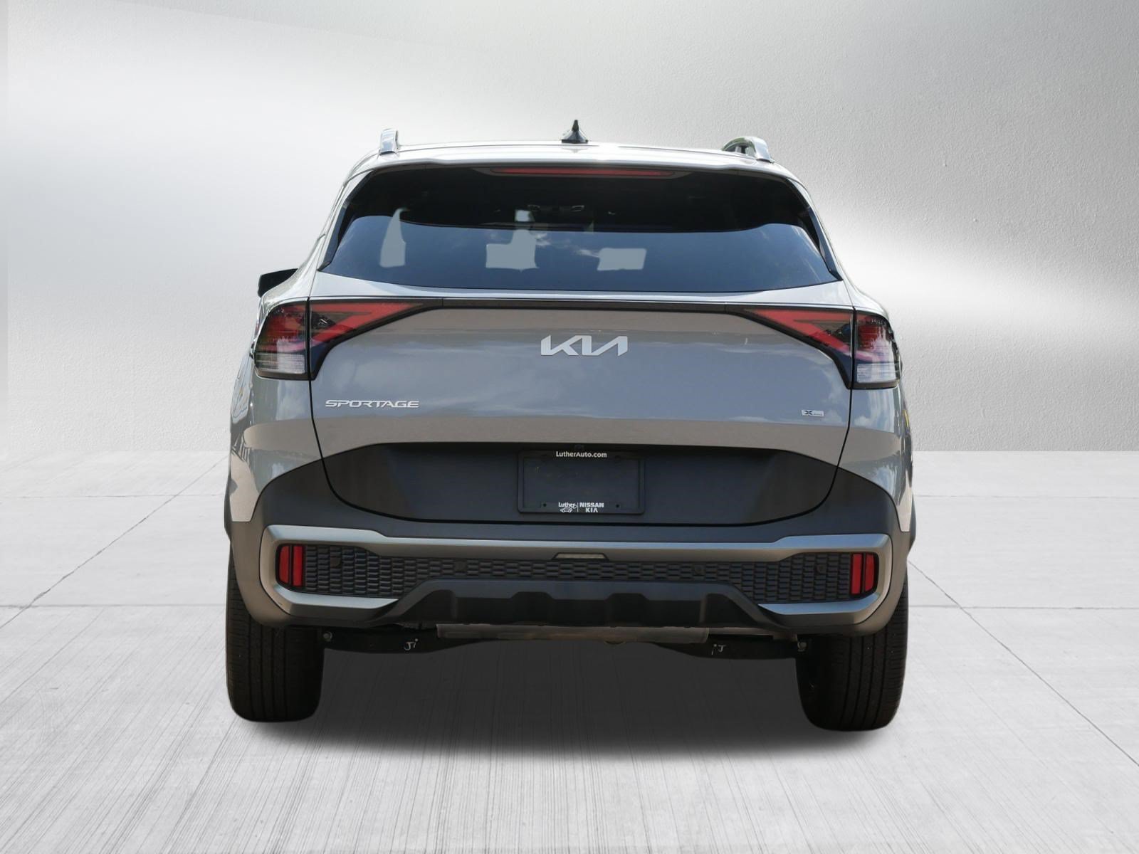 Used 2023 Wolf Gray Kia X-Line image 6