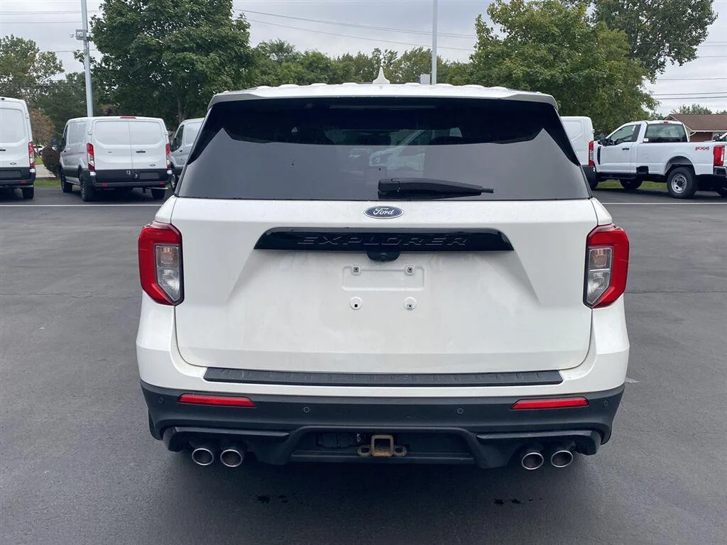 Used 2022 Star White Metallic Tri-Coat Ford ST image 10