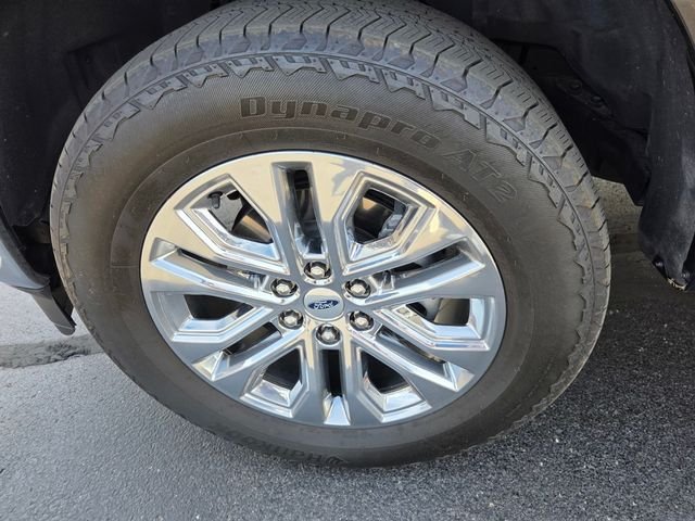 Used 2024 Black Metallic Ford Lariat image 42