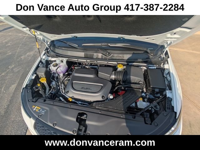 2025 Chrysler Pacifica Select - Photo 19