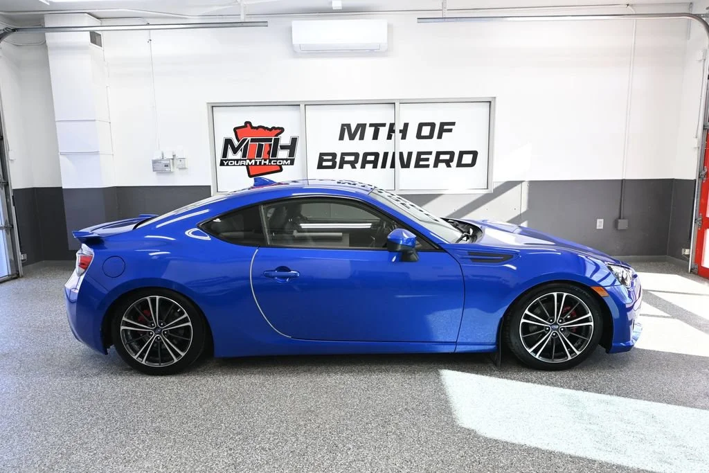 Used 2016 Blue Subaru Limited image 2