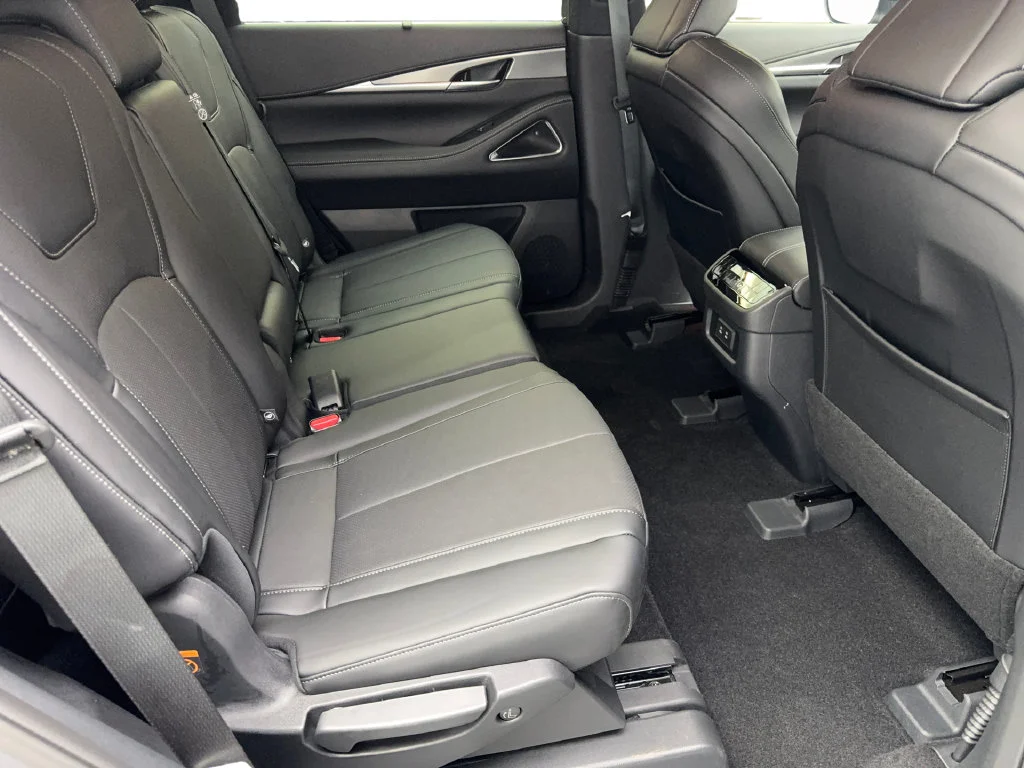 Used 2026 Gray INFINITI LUXE image 45