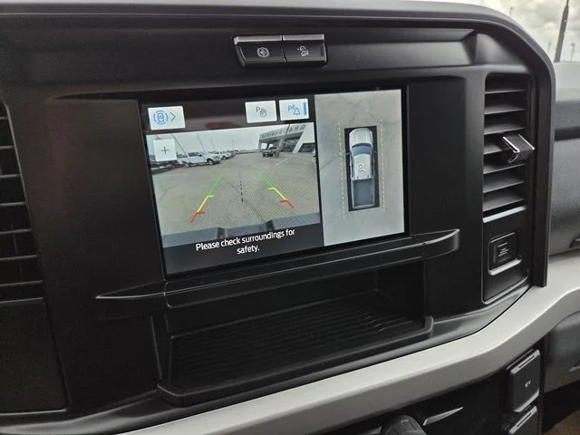 New 2026 Oxford White Ford F-350® XLT image 7