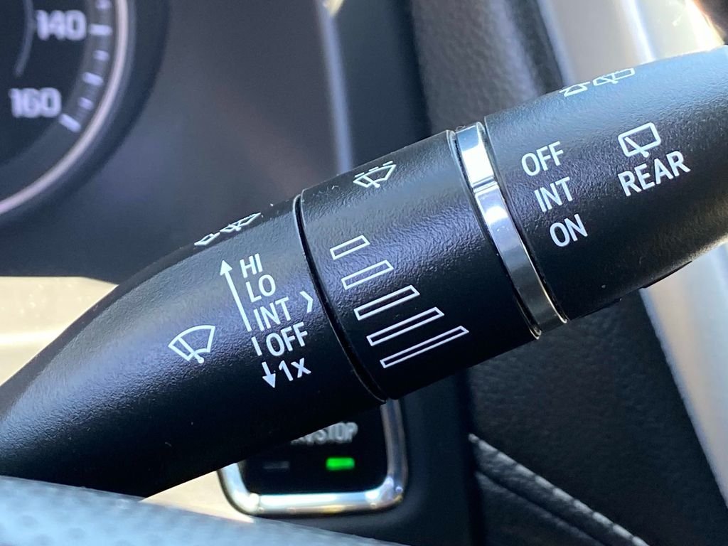 Used 2023 Silver GMC SLE image 21