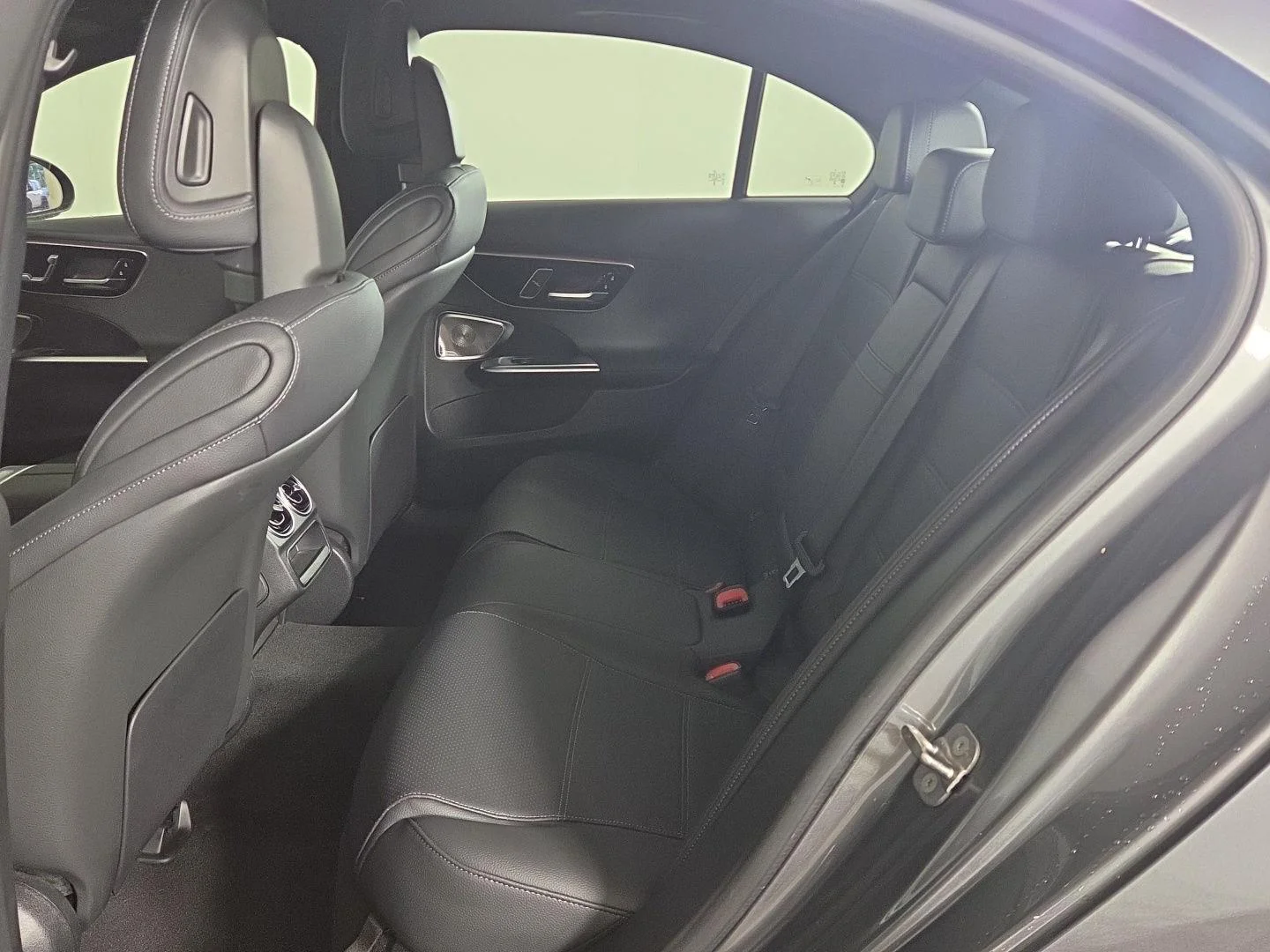 Used 2024 Selenite Grey Metallic Mercedes-Benz C 300 image 25