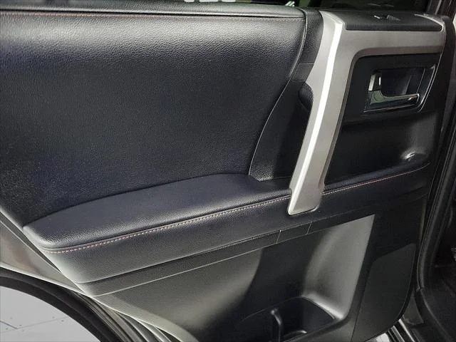 Certified Used 2019 MAGNETIC GRAY MET. Toyota  image 9