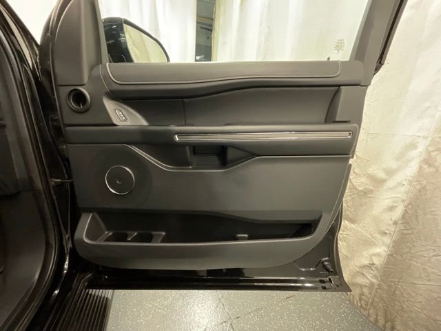 Used 2024 Black Ford XLT image 22