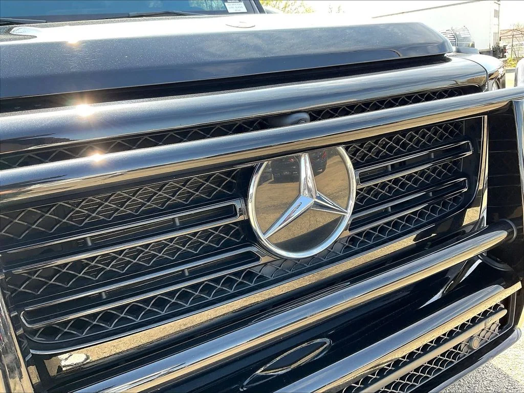Used 2021 Obsidian Black Metallic Mercedes-Benz G 550 image 33