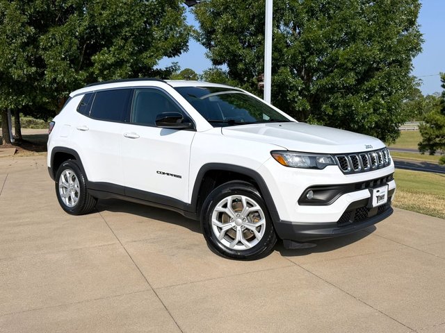 Pre-Owned 2024 Jeep Compass Latitude 4D Sport Utility