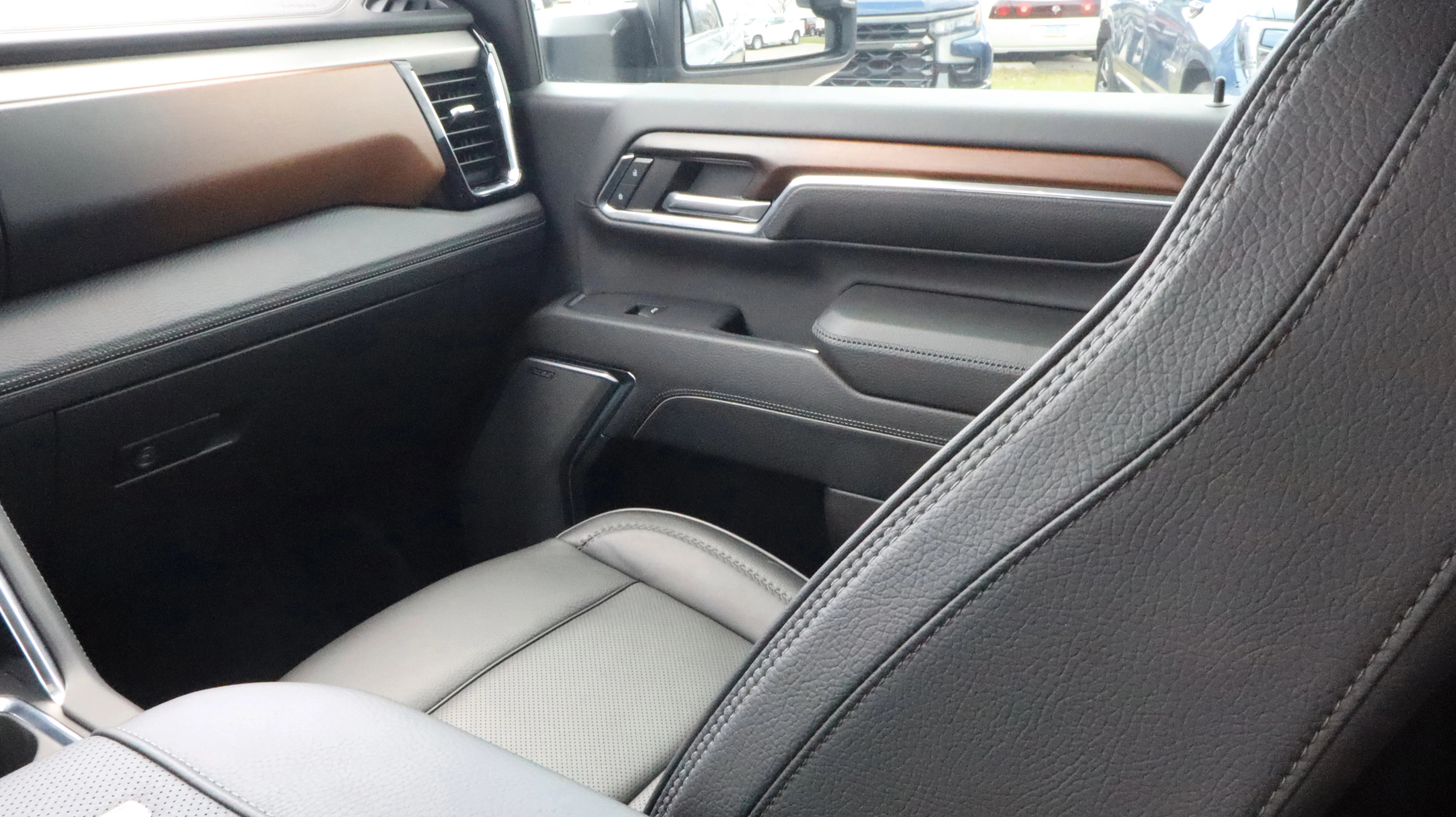 2024 GMC Sierra 2500HD Denali - Photo 11