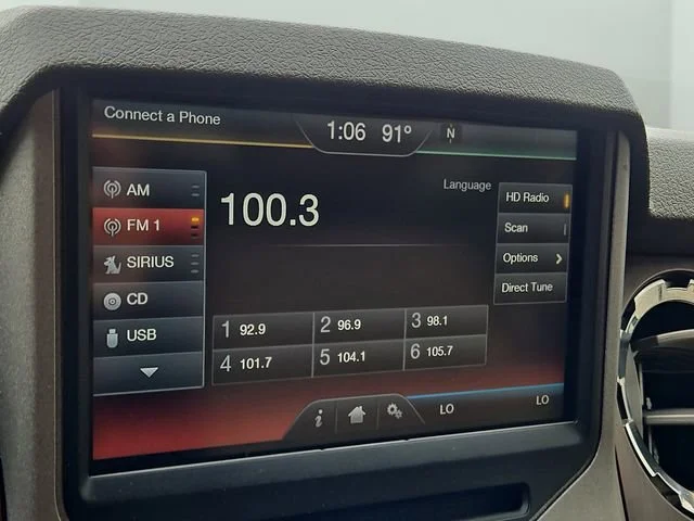 Used 2015 Blue Ford Lariat image 20