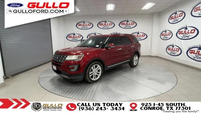 Used 2017 Ruby Red Metallic Tinted Clearcoat Ford Limited image 4