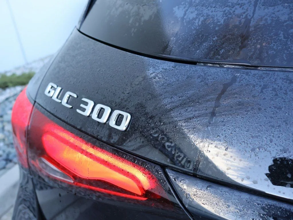 Used 2026 Black Mercedes-Benz GLC 300 image 15