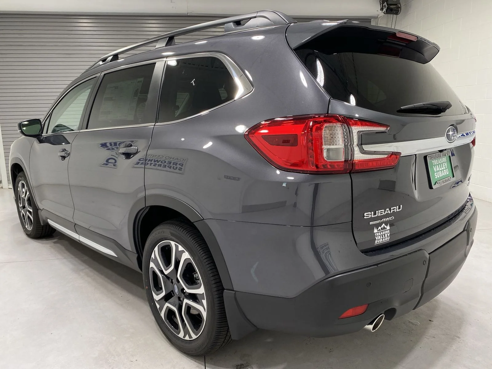 New 2026 MAGNETITE GRAY METALLIC Subaru Limited image 6