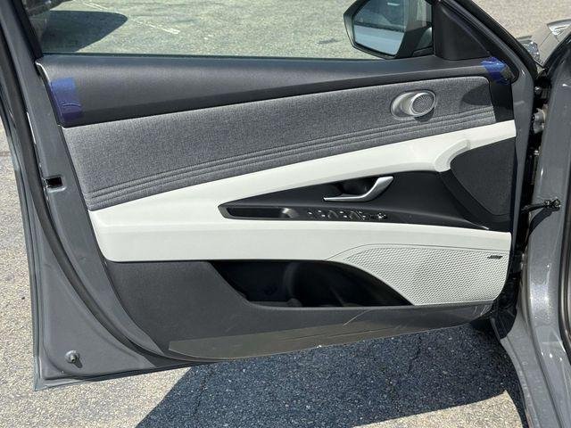 New 2026 Gray Hyundai Limited image 30
