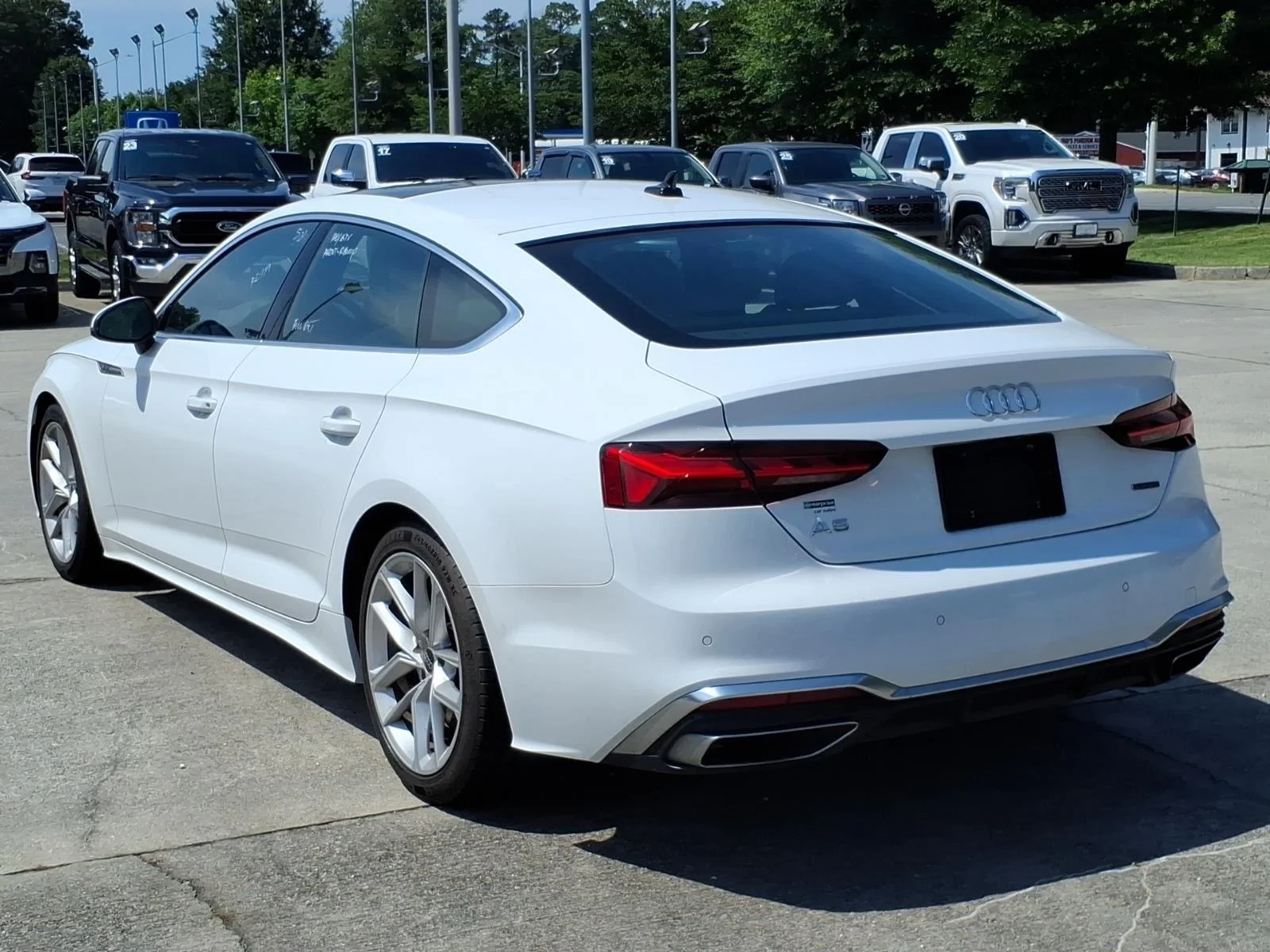 Used 2024  Audi S line Premium Plus image 9