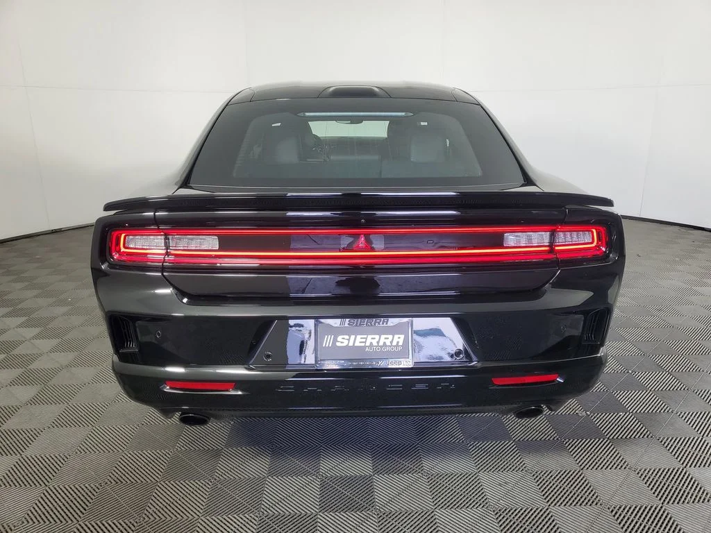 New 2026 Diamond Black Crystal Pearlcoat Dodge Scat Pack image 5