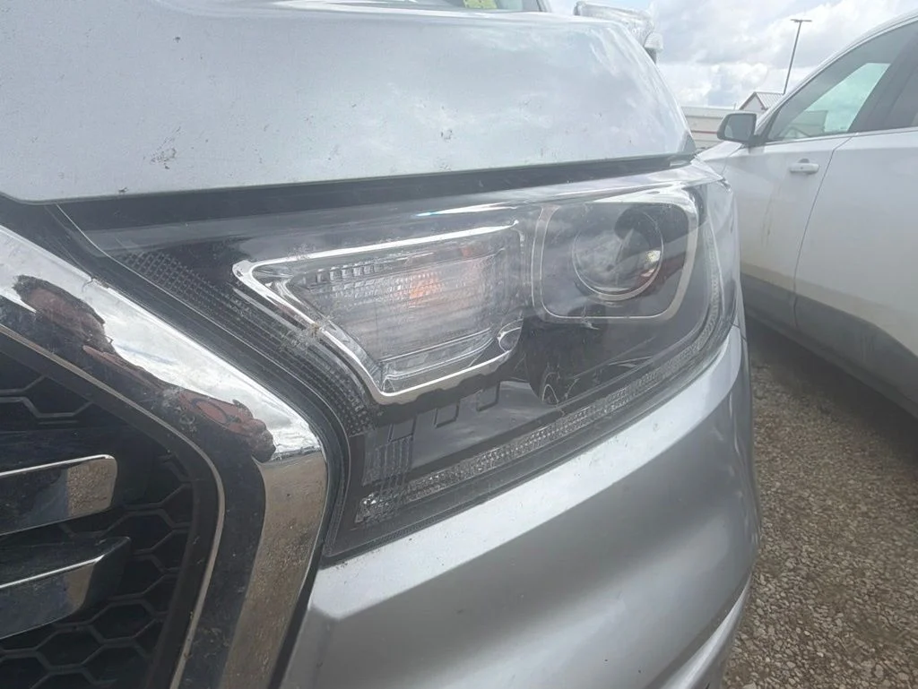 Used 2023 Silver Metallic Ford Lariat image 13