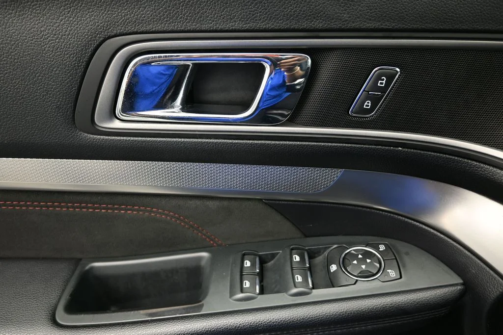 Used 2018 White Ford XLT image 17