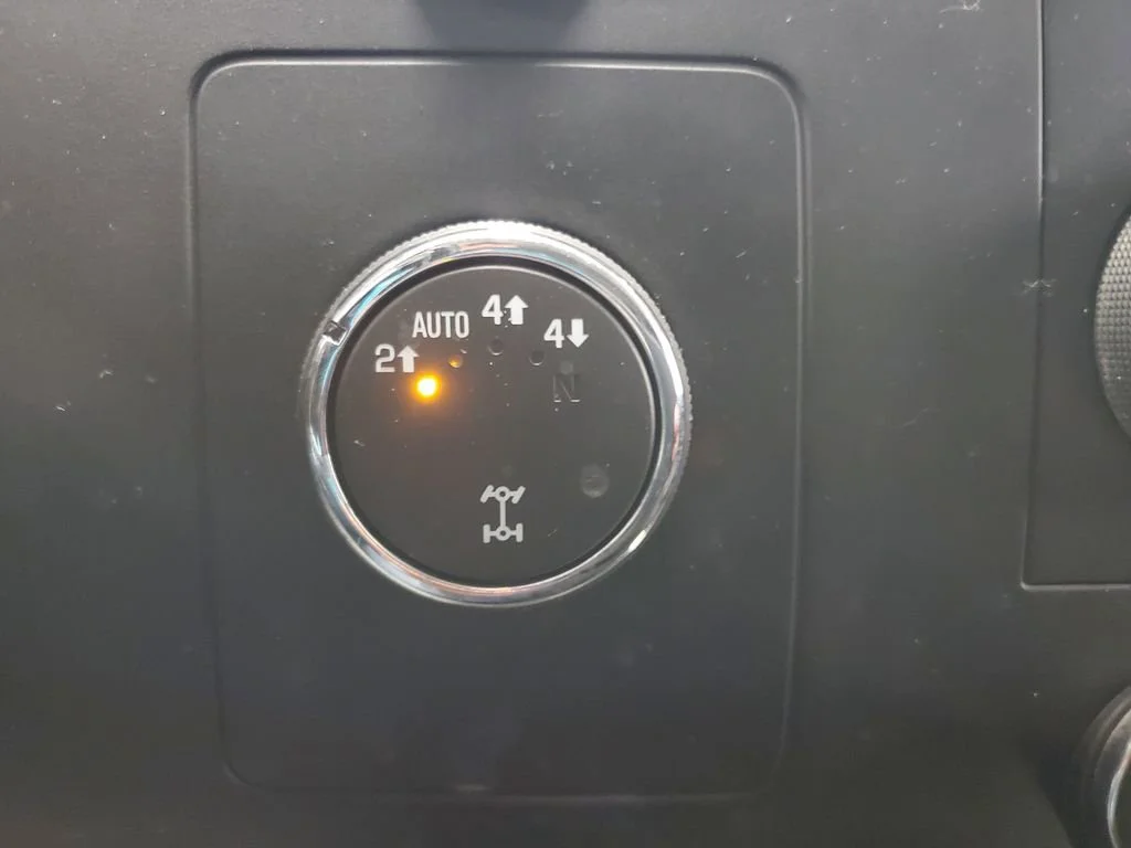 Used 2013 Deep Ruby Metallic Chevrolet LS image 17