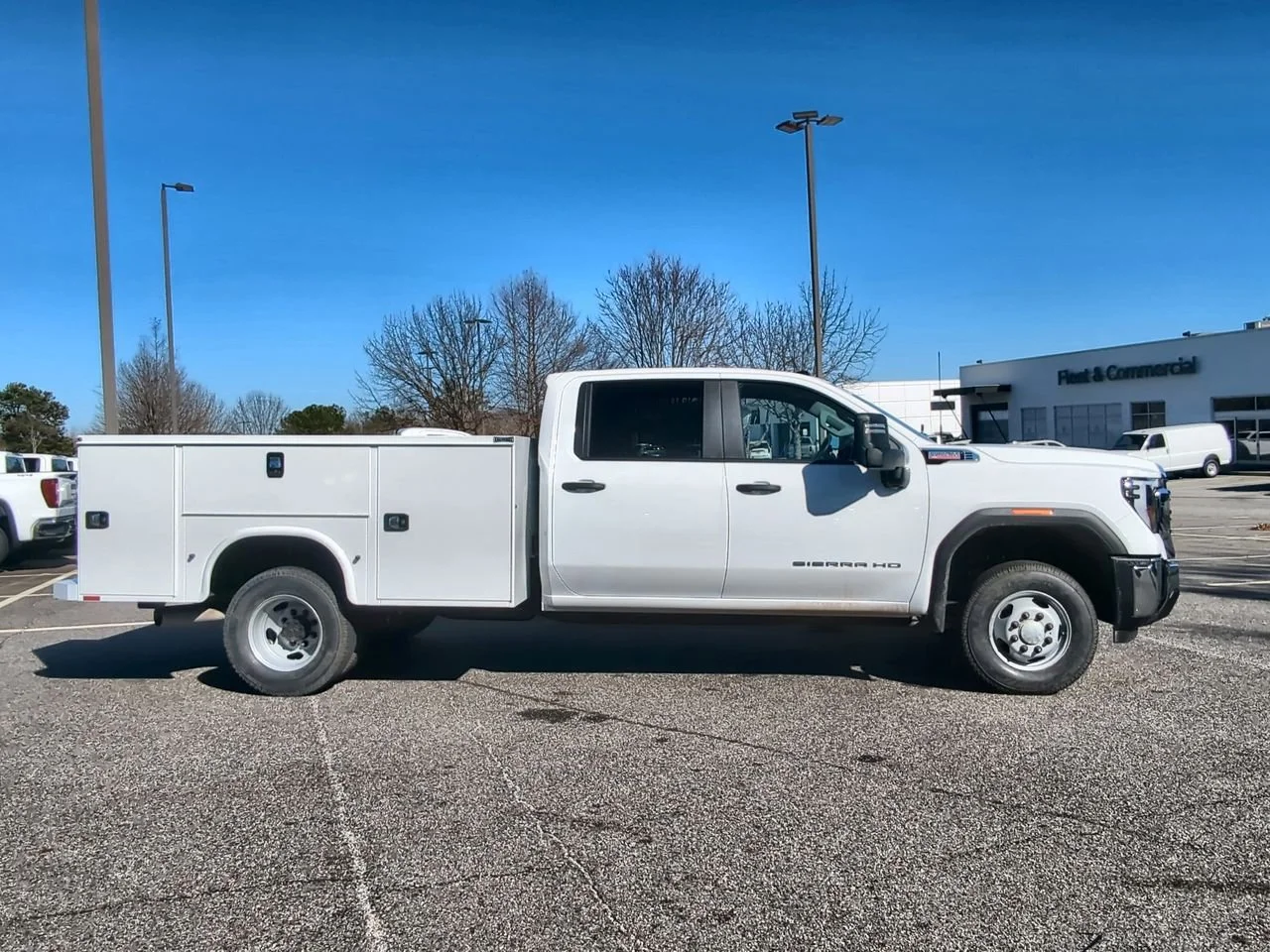 New 2026 Summit White GMC Pro image 9