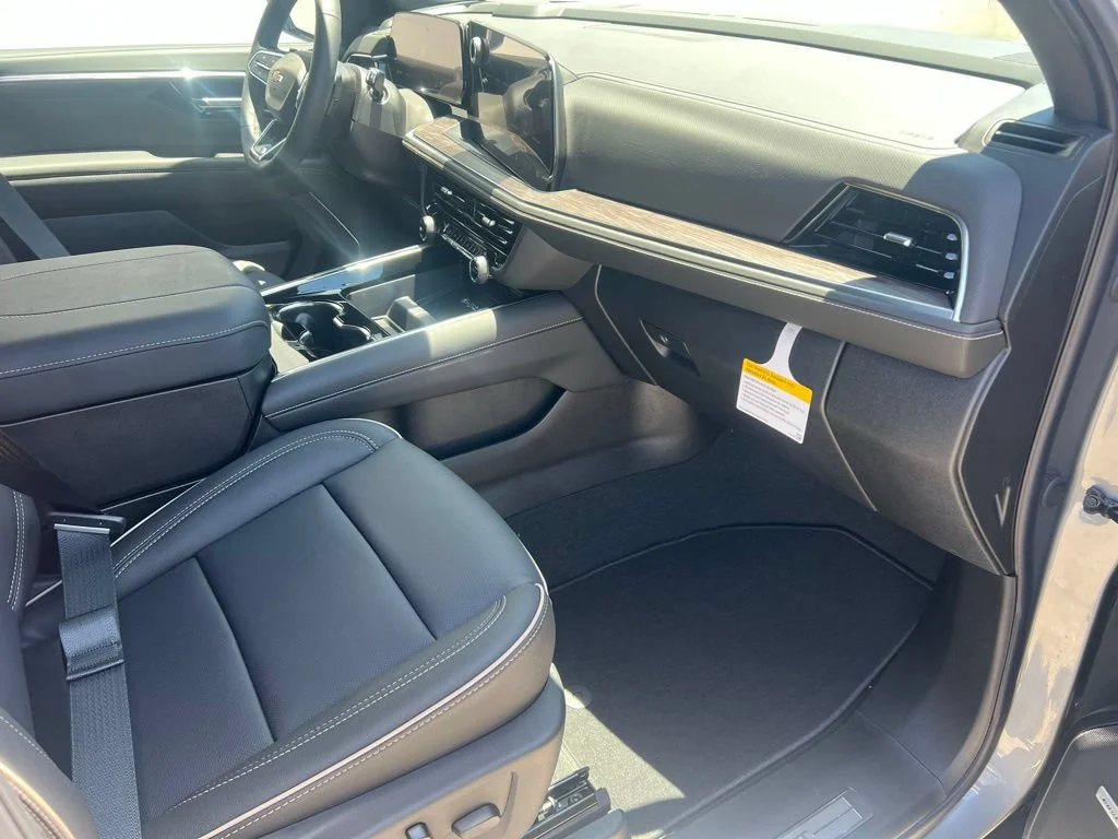 New 2026 Sterling Gray Metallic Chevrolet Premier image 29