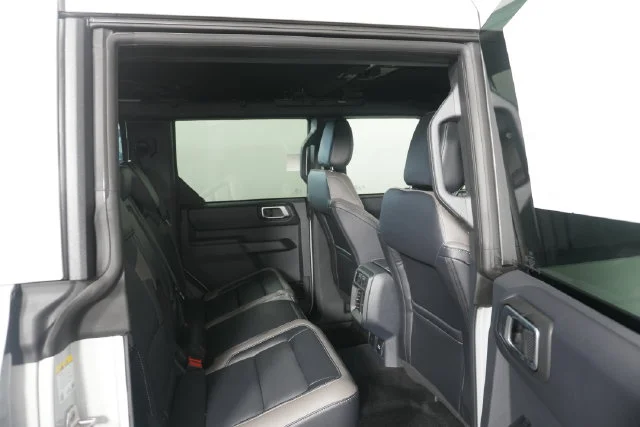 New 2026 Avalanche Gray Ford Outer Banks® image 31