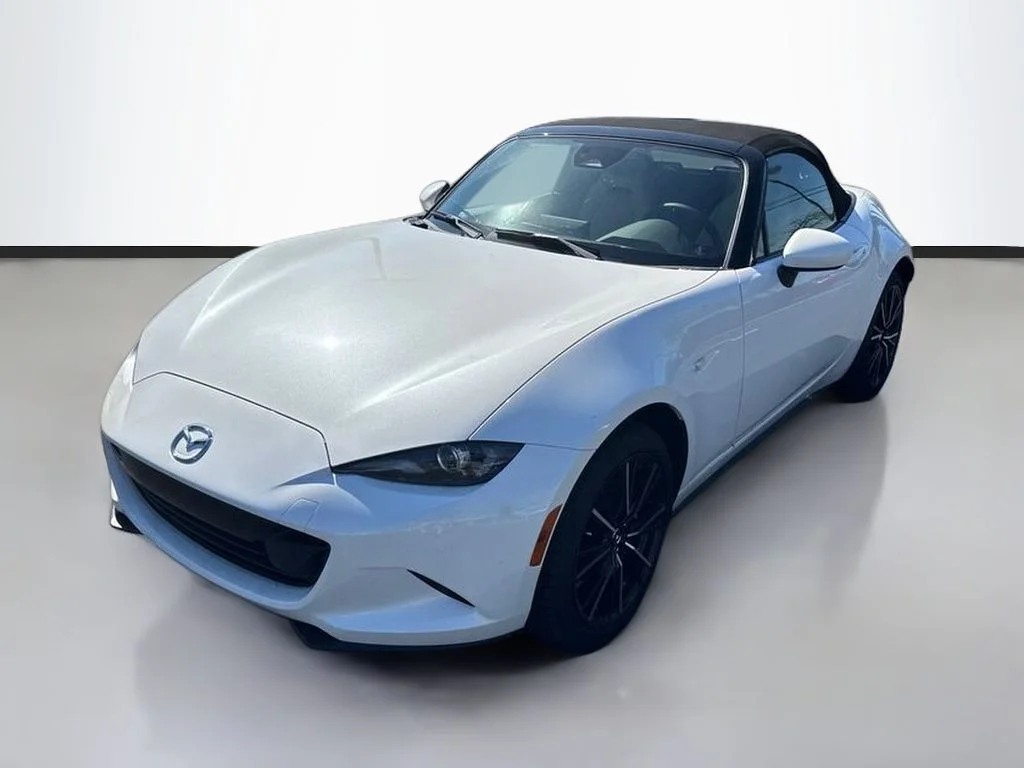 New 2026 Snowflake White Pearl Mazda Grand Touring image 7