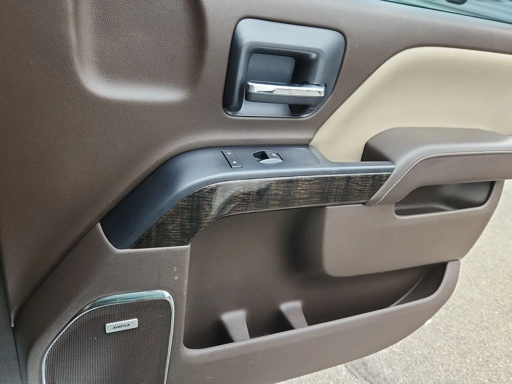 Used 2015 White GMC Denali image 15