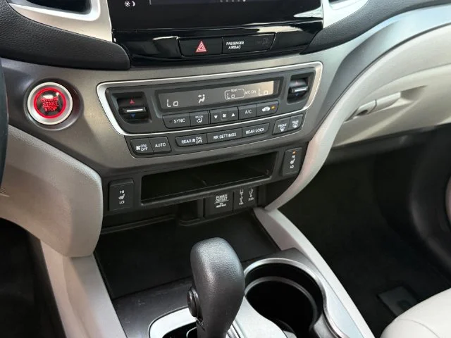 Used 2017 Modern Steel Metallic Honda EX-L image 16