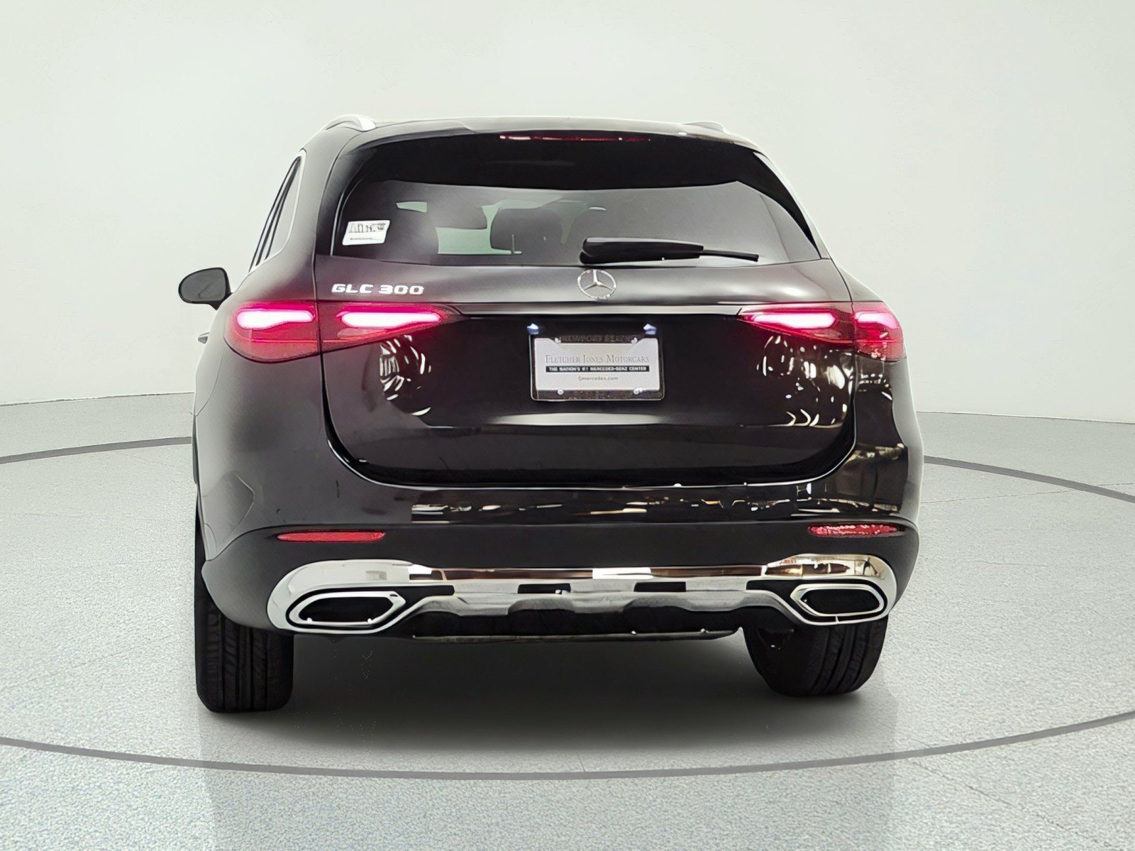 New 2027 Graphite Grey Metallic Mercedes-Benz GLC 300 SUV image 27