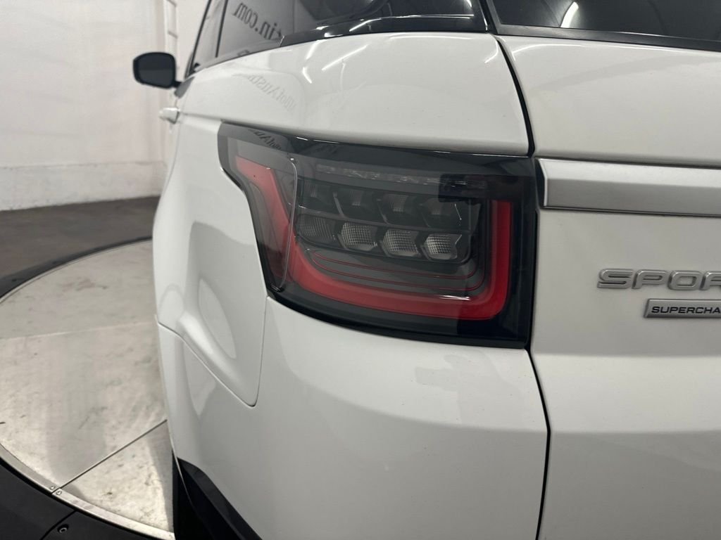 Used 2018 White Land Rover Supercharged image 11