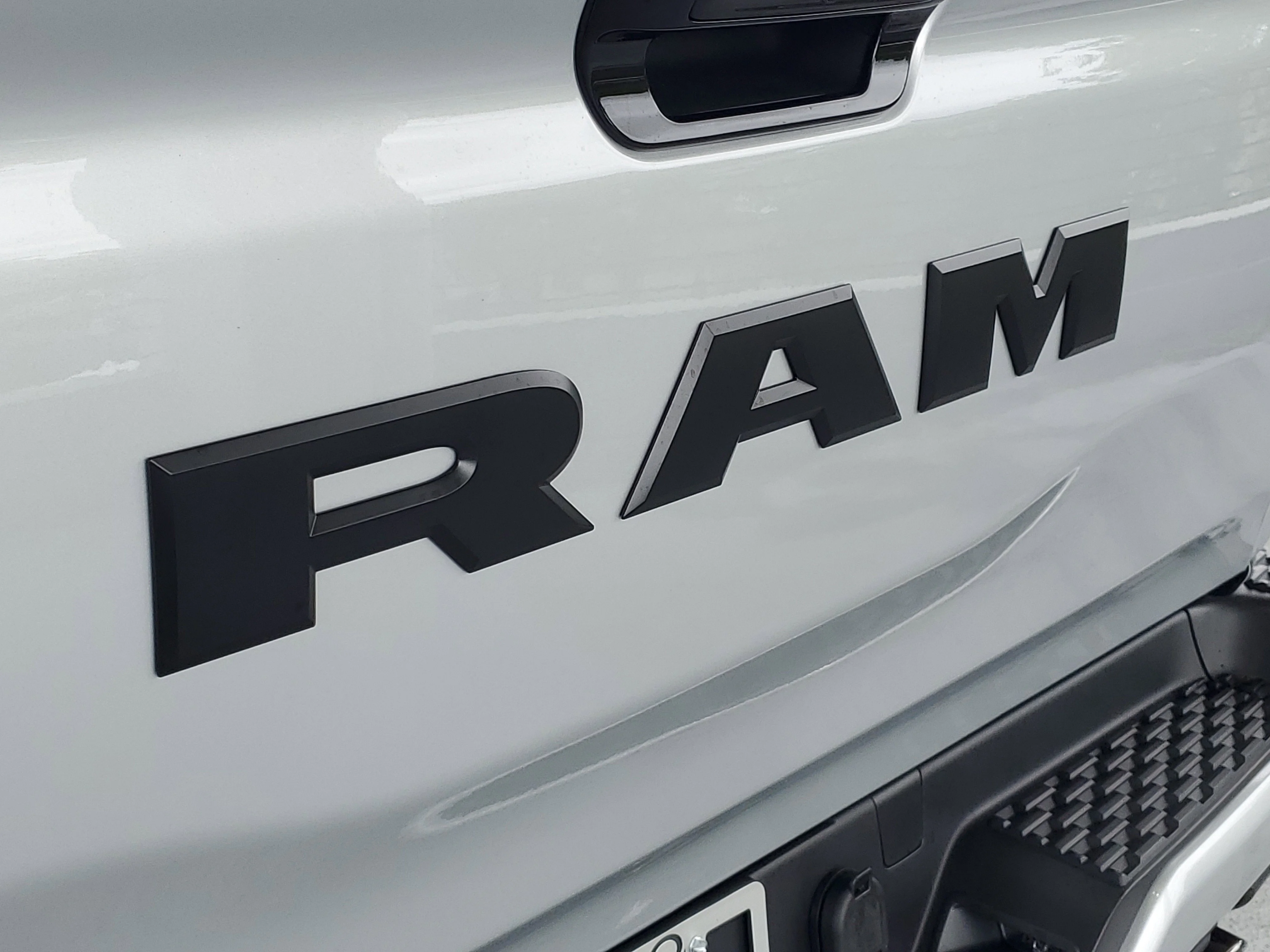 New 2026 Silver Zynith Exterior Paint RAM Big Horn image 5