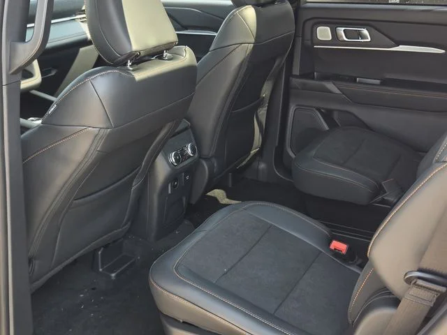 New 2026 Star White Metallic Tri-Coat Ford Tremor® image 33