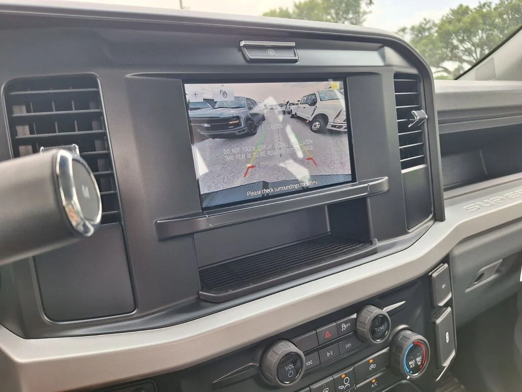New 2026 Oxford White Ford F-250® XL image 19