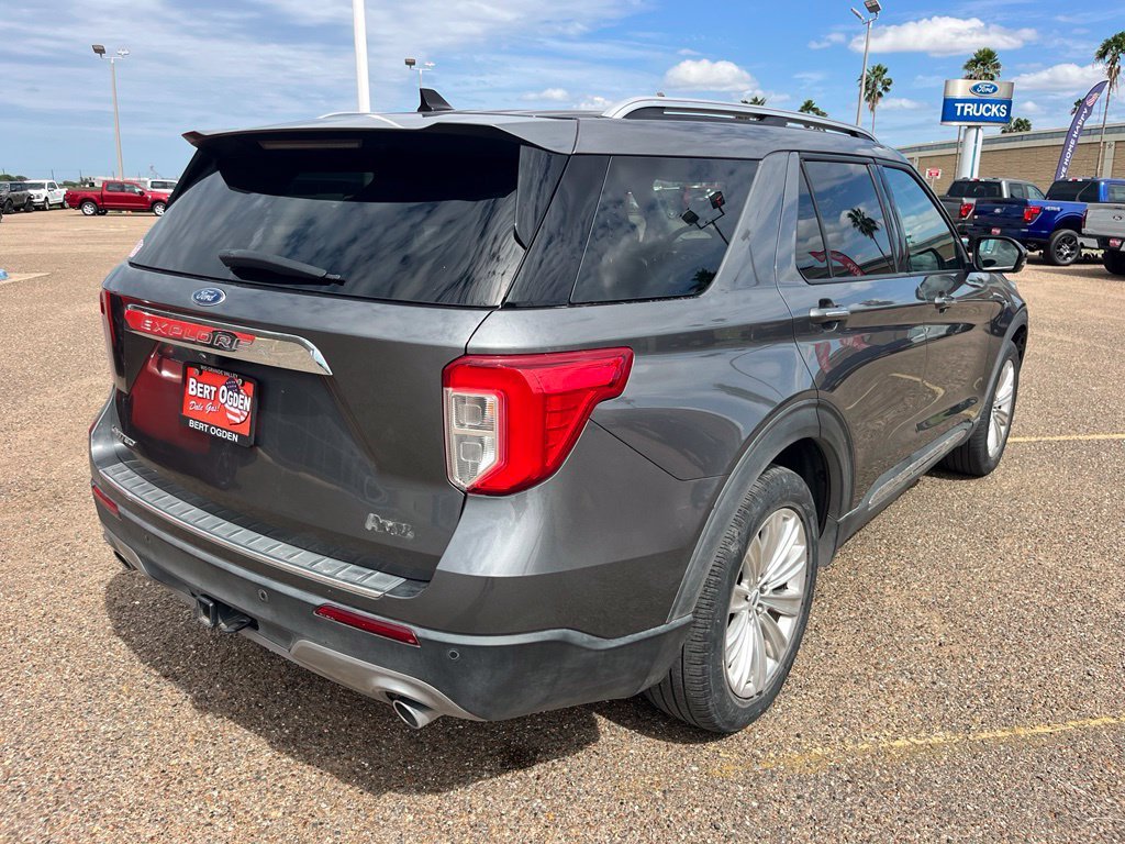 Used 2023 Gray Ford Limited image 6
