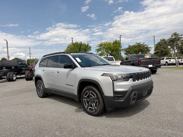 2026 Jeep Cherokee Laredo