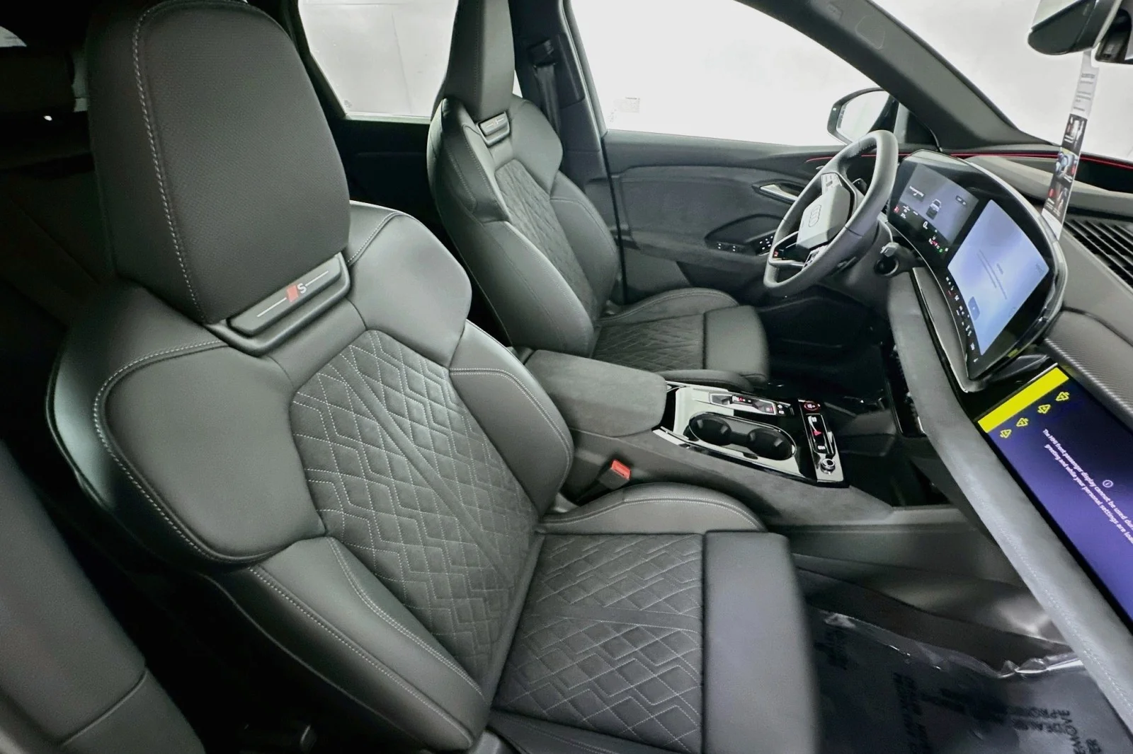 New 2027 Daytona Gray Pearl Effect Audi Premium Plus image 8