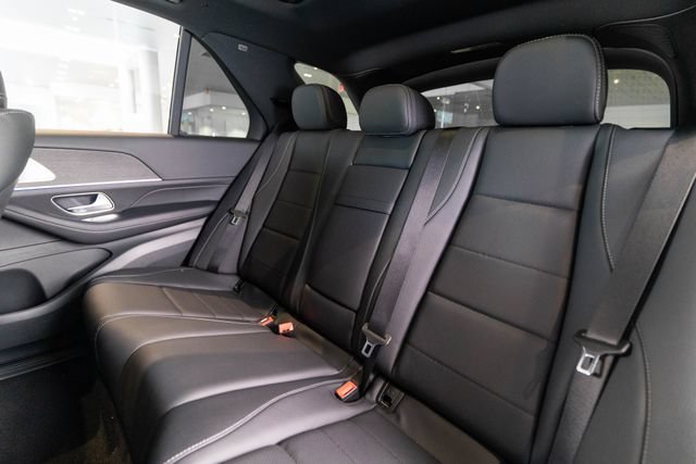 New 2026 MANUFAKTUR Moonlight White Magno Mercedes-Benz GLE 450 image 62