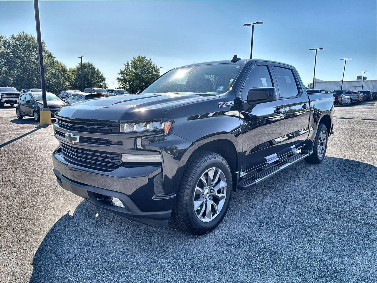 Used 2022 Black Chevrolet RST image 4