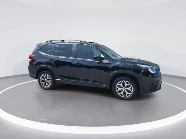 Used 2023 Black Subaru Premium image 9