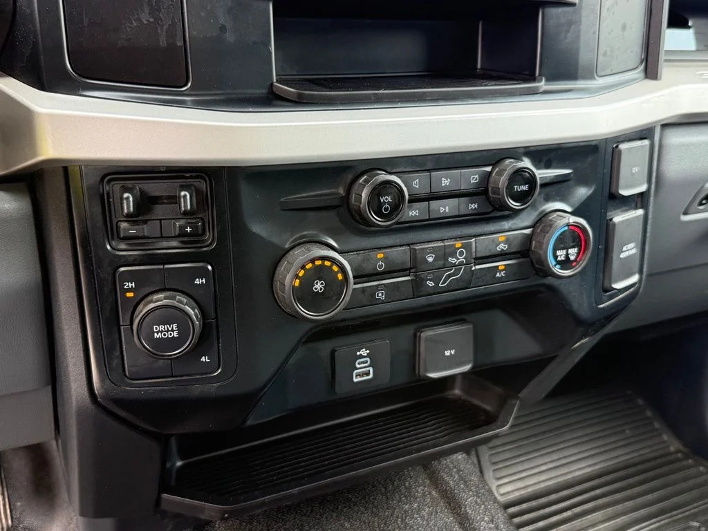 Used 2023 White Ford XL image 15