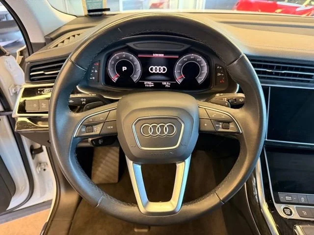Used 2023 Glacier White Audi 55 Premium image 17