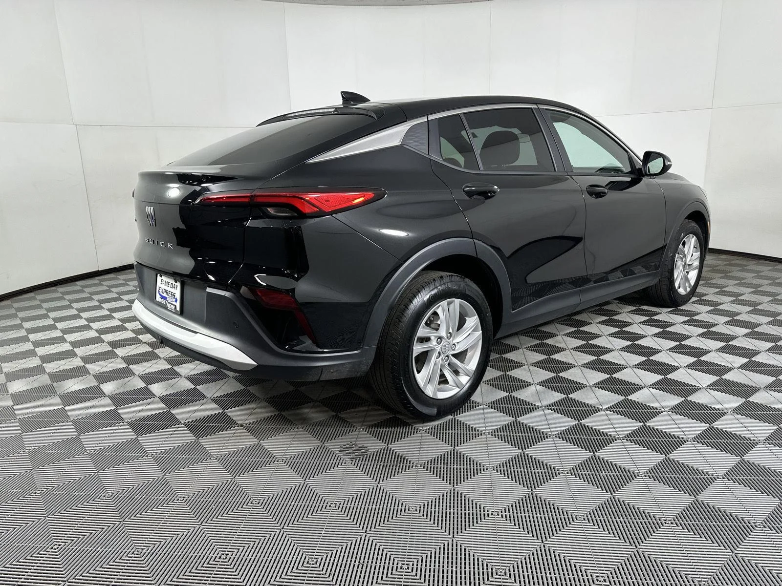 Used 2025 Ebony Twilight Metallic Buick Preferred image 7