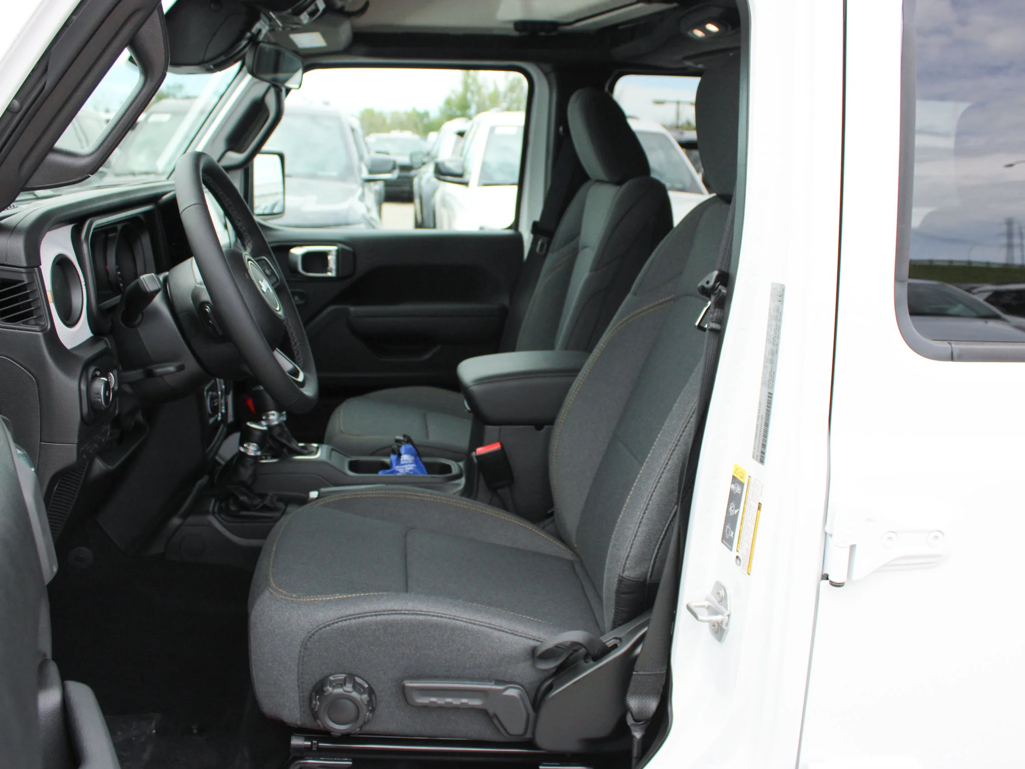 Used 2025 White Jeep Sport S* 4 Door 4x4, Safety Group, Remote Start, Heated Seats, Alpine Audio image 8