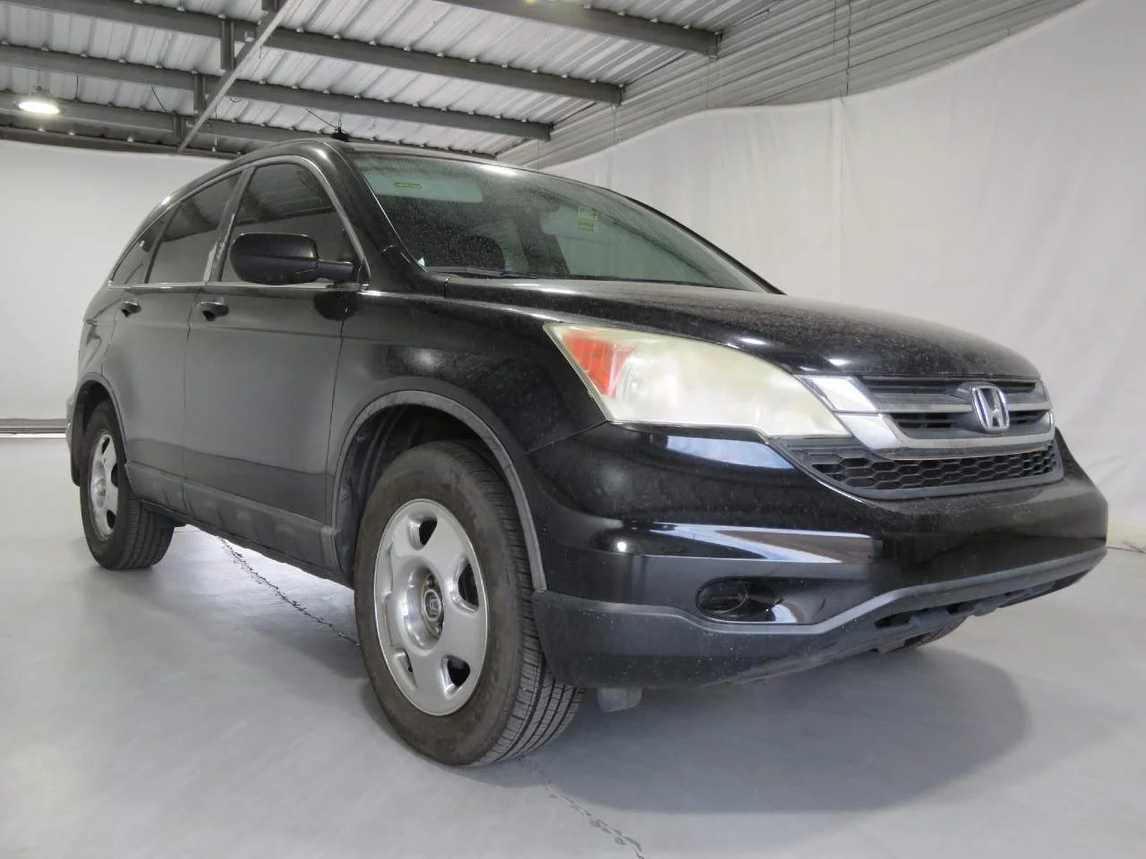 Used 2010 Crystal Black Pearl Honda LX image 3