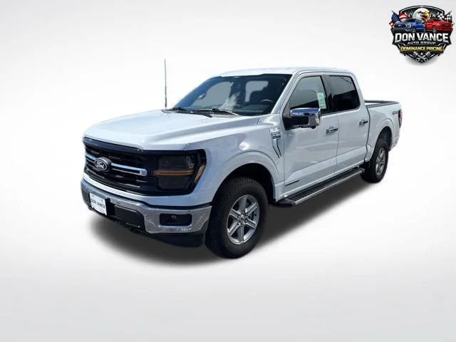 New 2025 Oxford White Ford XLT image 1